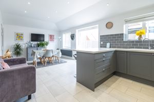 Kitchen/diner- click for photo gallery
